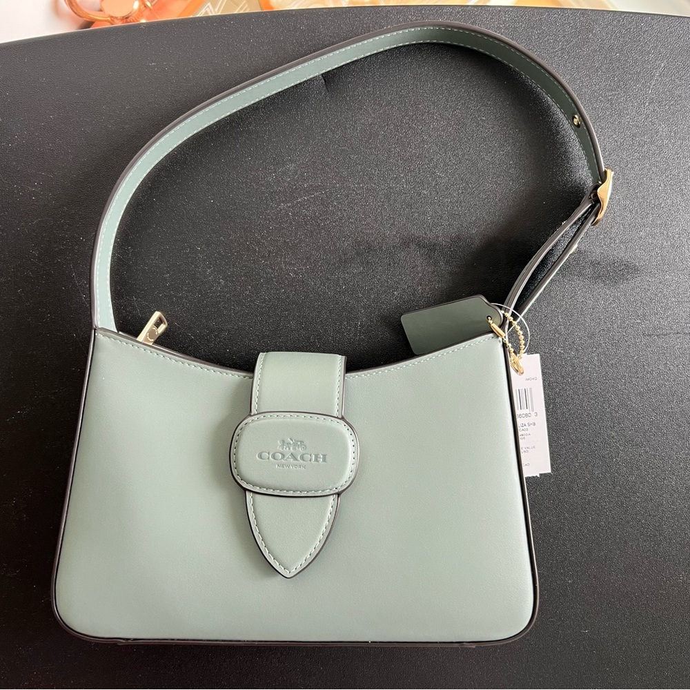 Coach Green Leather Shoulder Bag - Picture 2 of 5